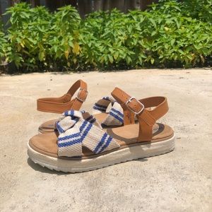 Girls Old Navy Platform Sandals